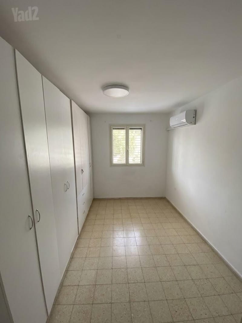 תמונה מיד2 – 3 חדרים • 6,200 ₪, מרכז, הרצליה (1)