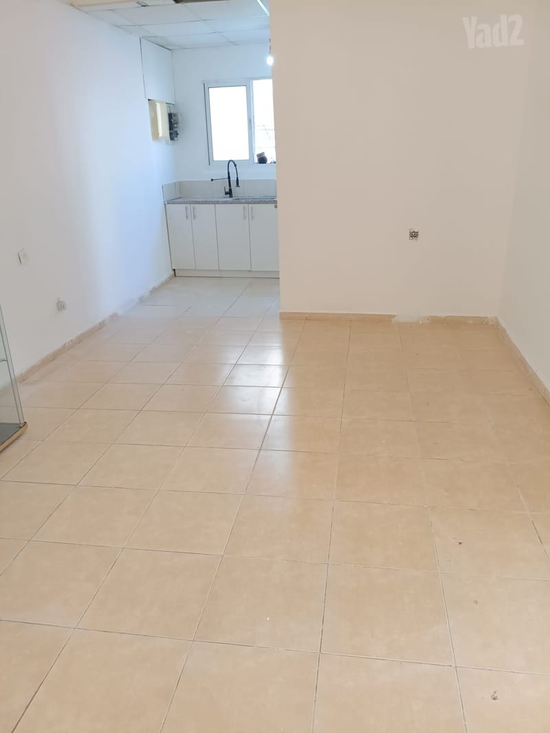 תמונה מיד2 – 2 חדרים • 5,800 ₪, ישכון 41, כרם התימנים, תל אביב (1)