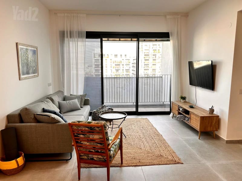 תמונה מיד2 – 2 חדרים • 8,200 ₪, וולפסון, נווה שאנן, תל אביב (1)
