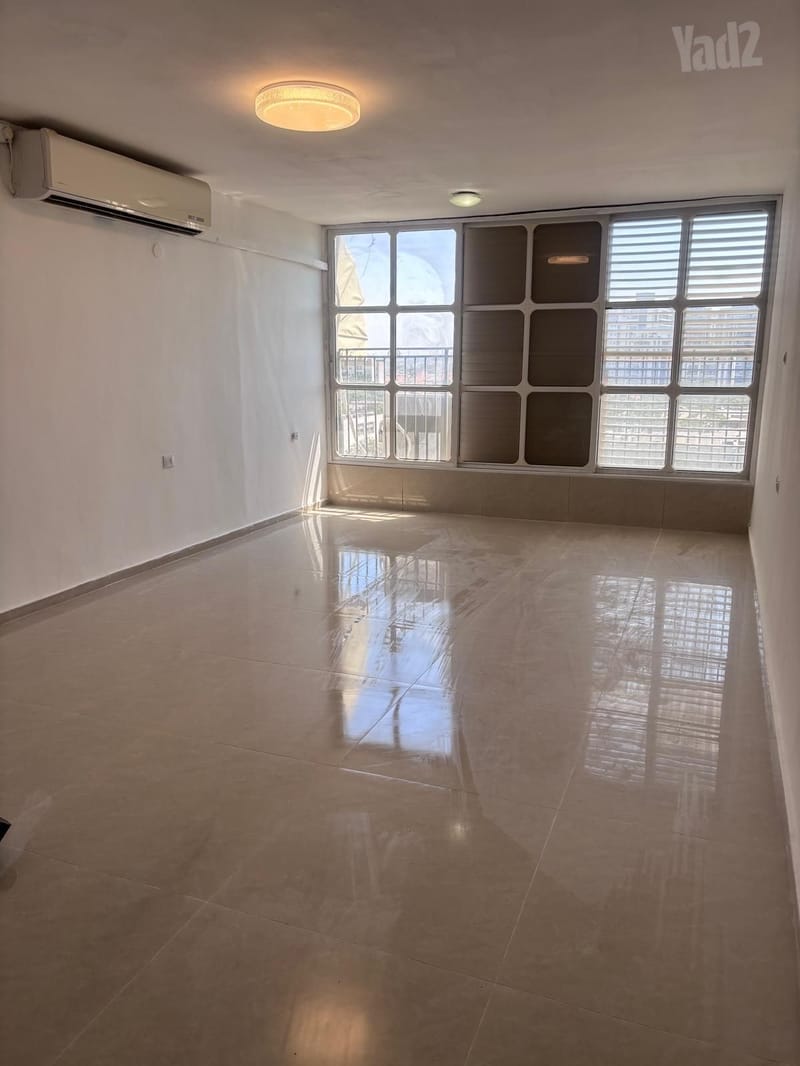 תמונה מיד2 – 4.5 חדרים • 6,500 ₪, האחים אוסטשינסקי 27, ראשונים, ראשון לציון (1)