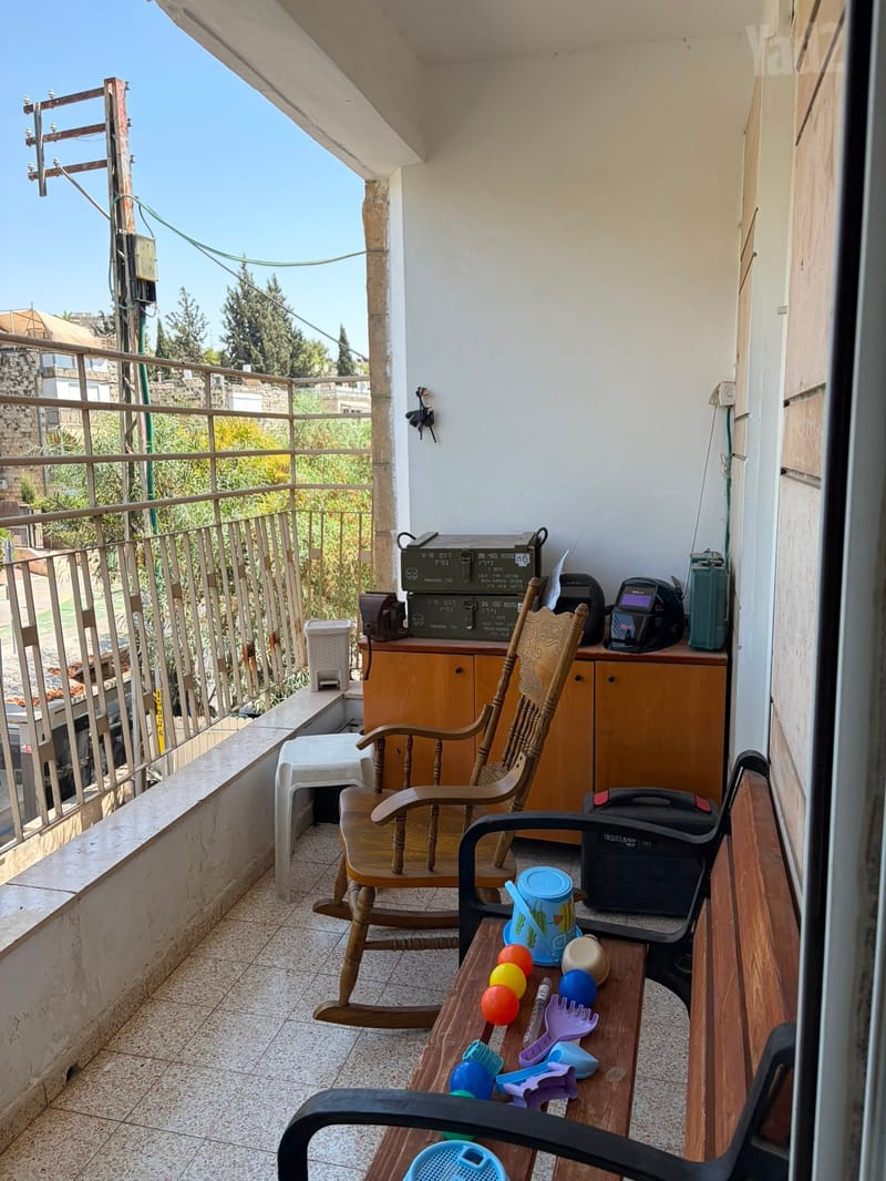 תמונה מיד2 – 3 חדרים • 8,500 ₪, טשרניחובסקי 38, גבעת הוורדים, ירושלים (1)