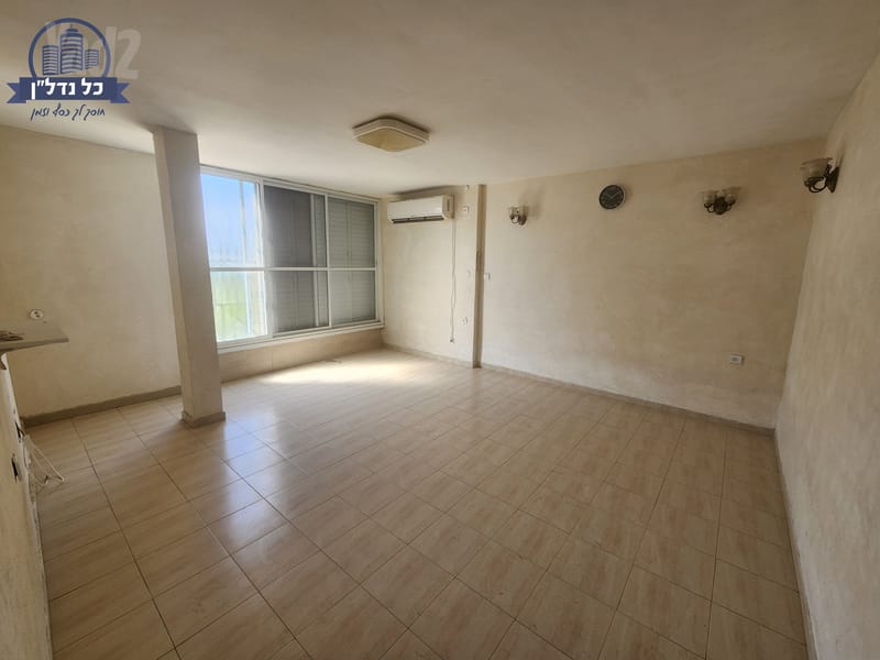 תמונה מיד2 – 3 חדרים • 4,200 ₪, הערבה, ג'סי כהן וקריית מיכה, חולון (1)