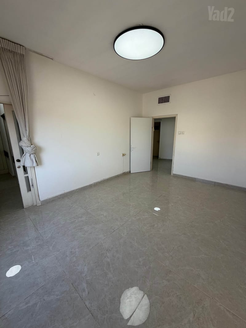 תמונה מיד2 – 2.5 חדרים • 4,600 ₪, עולי הגרדום, רמז, ראשון לציון (1)