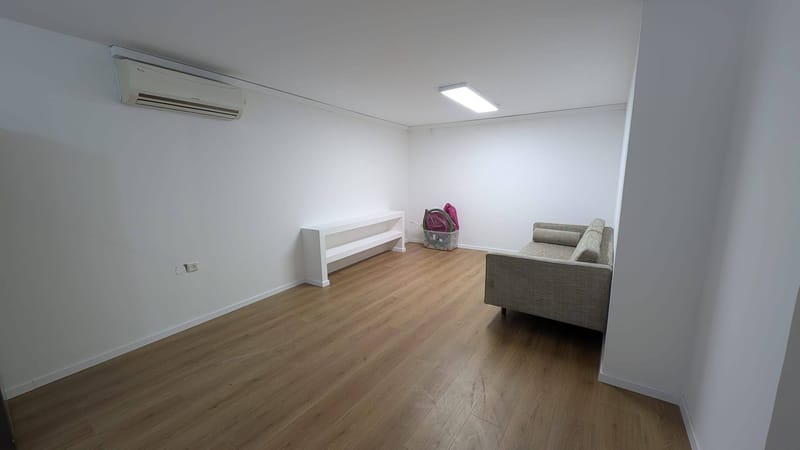 תמונה מפייסבוק – 2 חדרים • 5,400 ₪, משה ארם, רביבים, תל אביב (1)