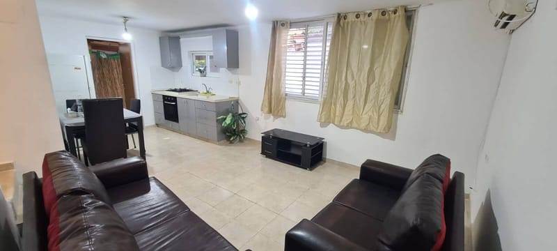 תמונה מפייסבוק – 3 חדרים • 4,900 ₪, נווה חן, תל אביב (1)