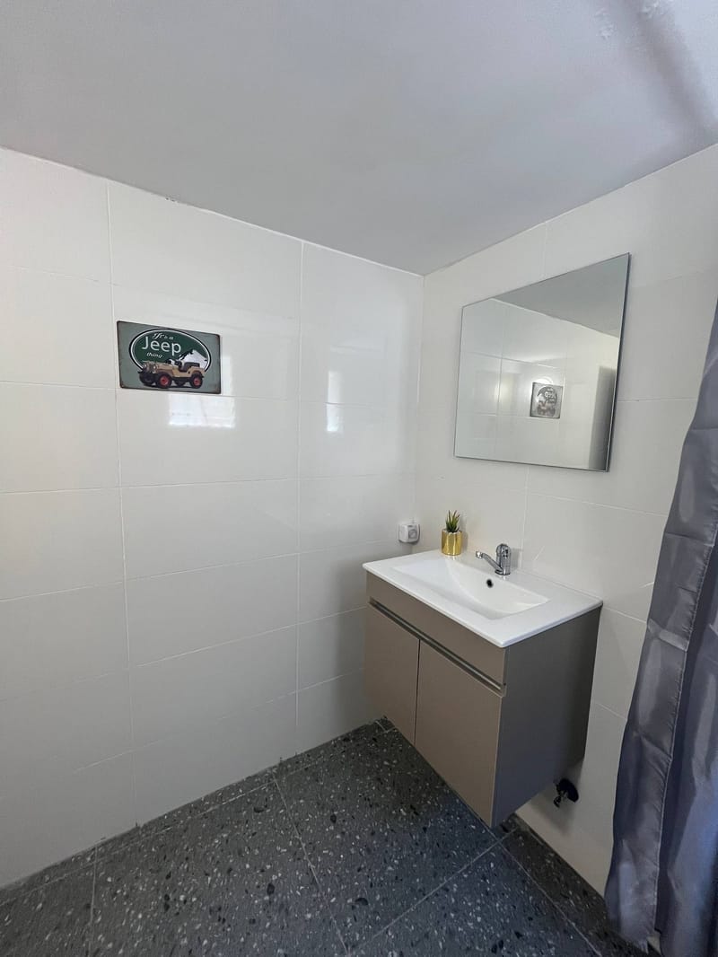 Photo from Facebook – Studio • ₪2,300, פבזנר 12, Hadar Center, Haifa (1)