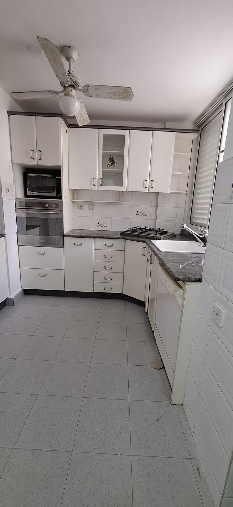 4 Rooms • ₪8,500 - Image 2