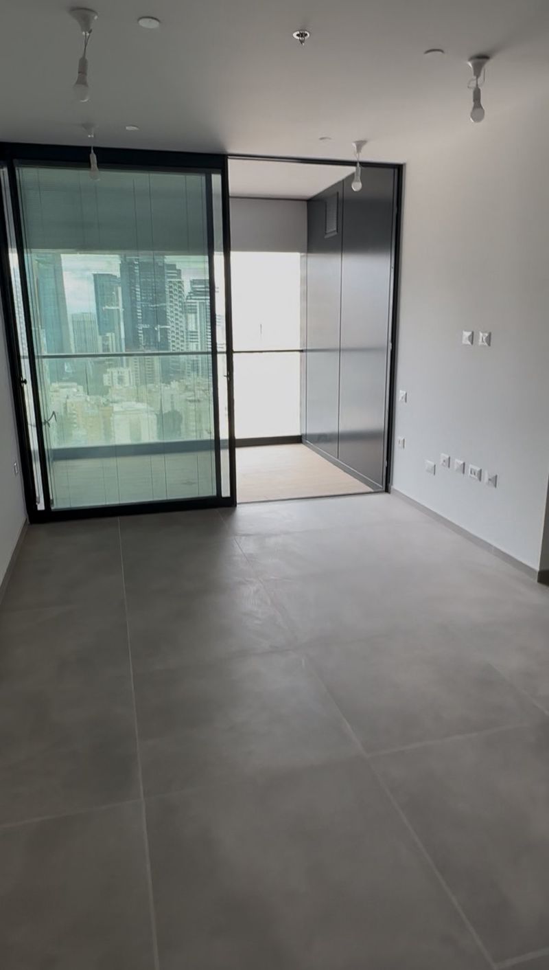 2 Rooms • ₪7,100 - Image 5