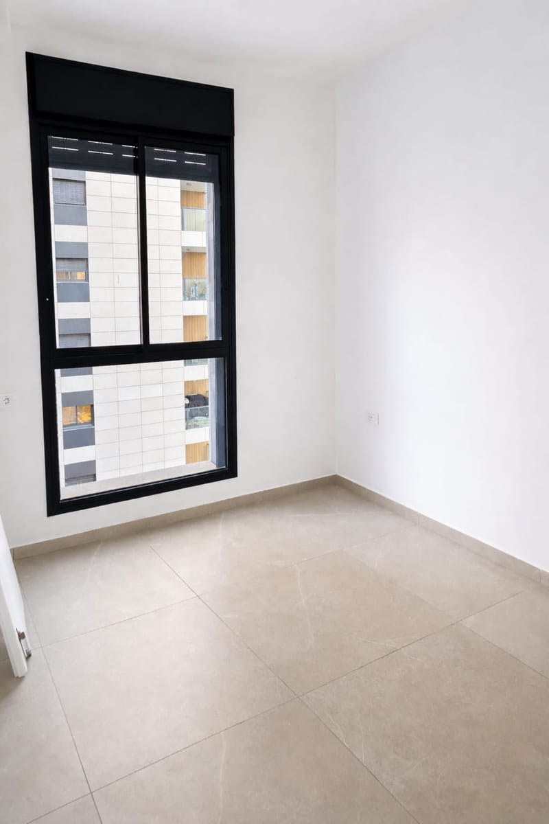 3.5 Комнаты • 8,200 ₪ - Image 2