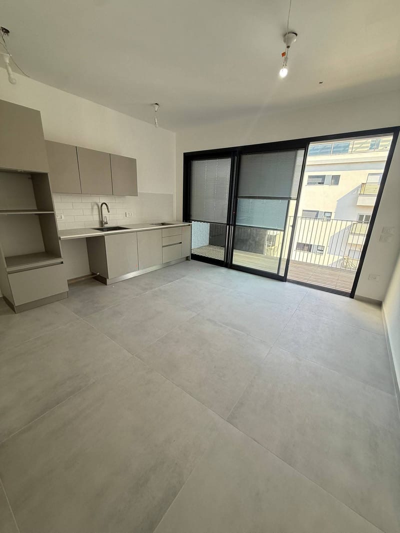 2 Комнаты • 8,250 ₪ - Image 4