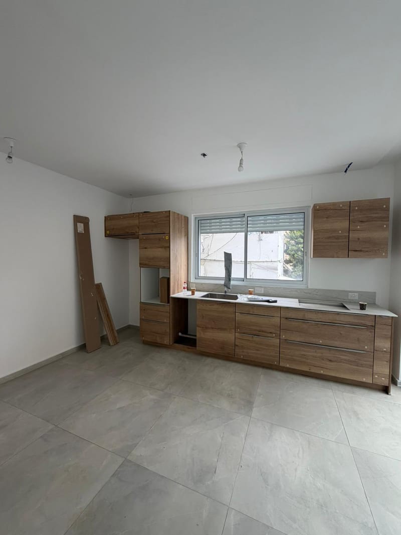 2 חדרים • 7,600 ₪ - Image 1