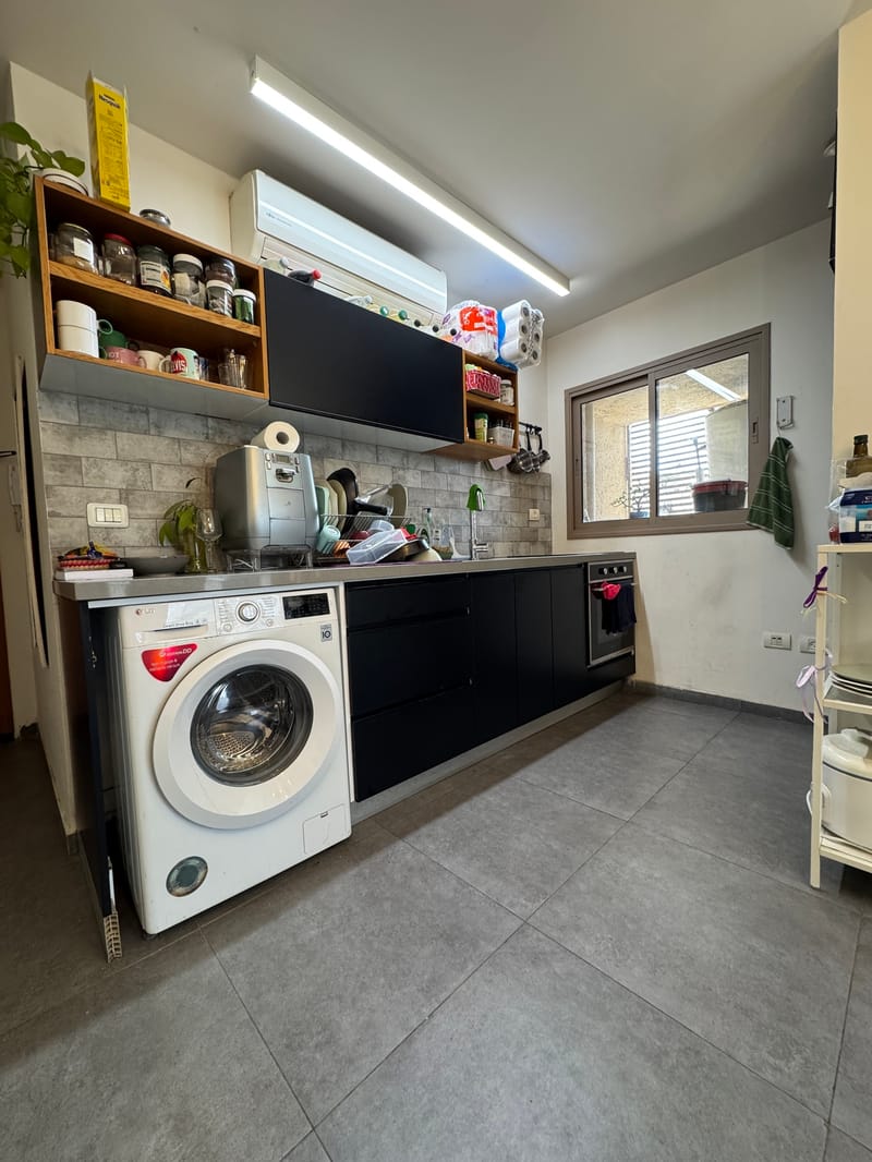 4 Rooms • ₪9,000 - Image 3