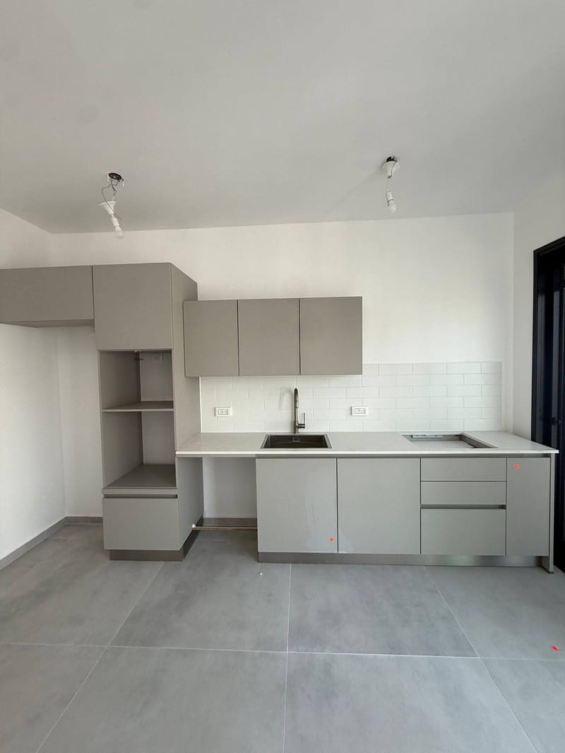 2 Rooms • ₪8,250 - Image 5