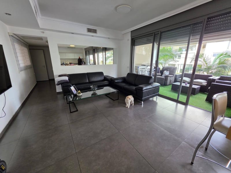 4 חדרים • 14,000 ₪ - Image 2