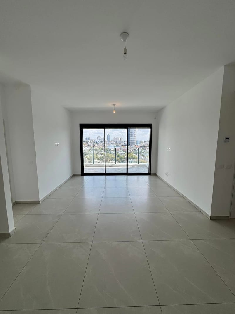 3 Комнаты • 10,000 ₪ - Image 2