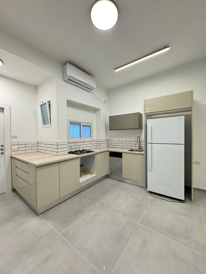 3 Комнаты • 8,900 ₪ - Image 2