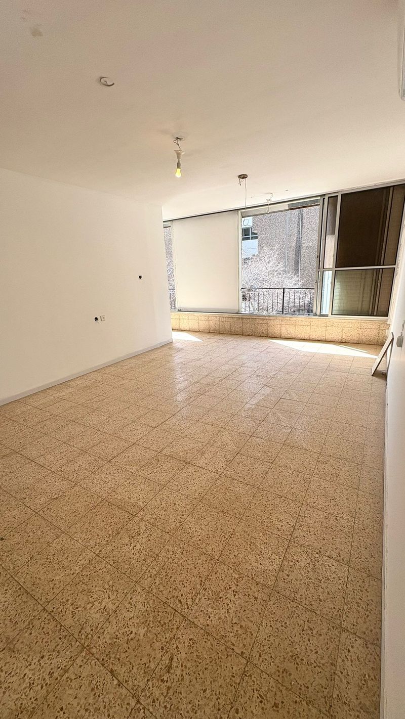 3 חדרים • 8,000 ₪ - Image 1