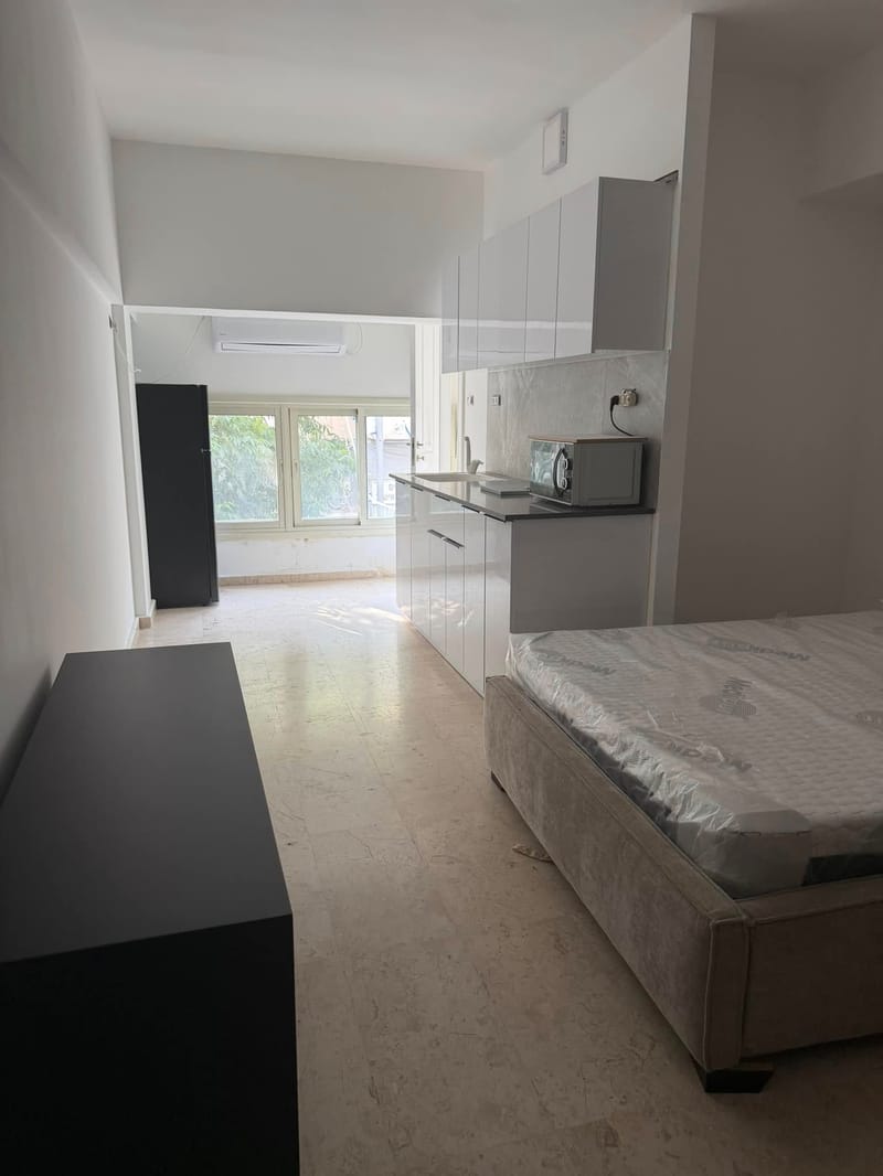 סטודיו • 4,400 ₪ - Image 1