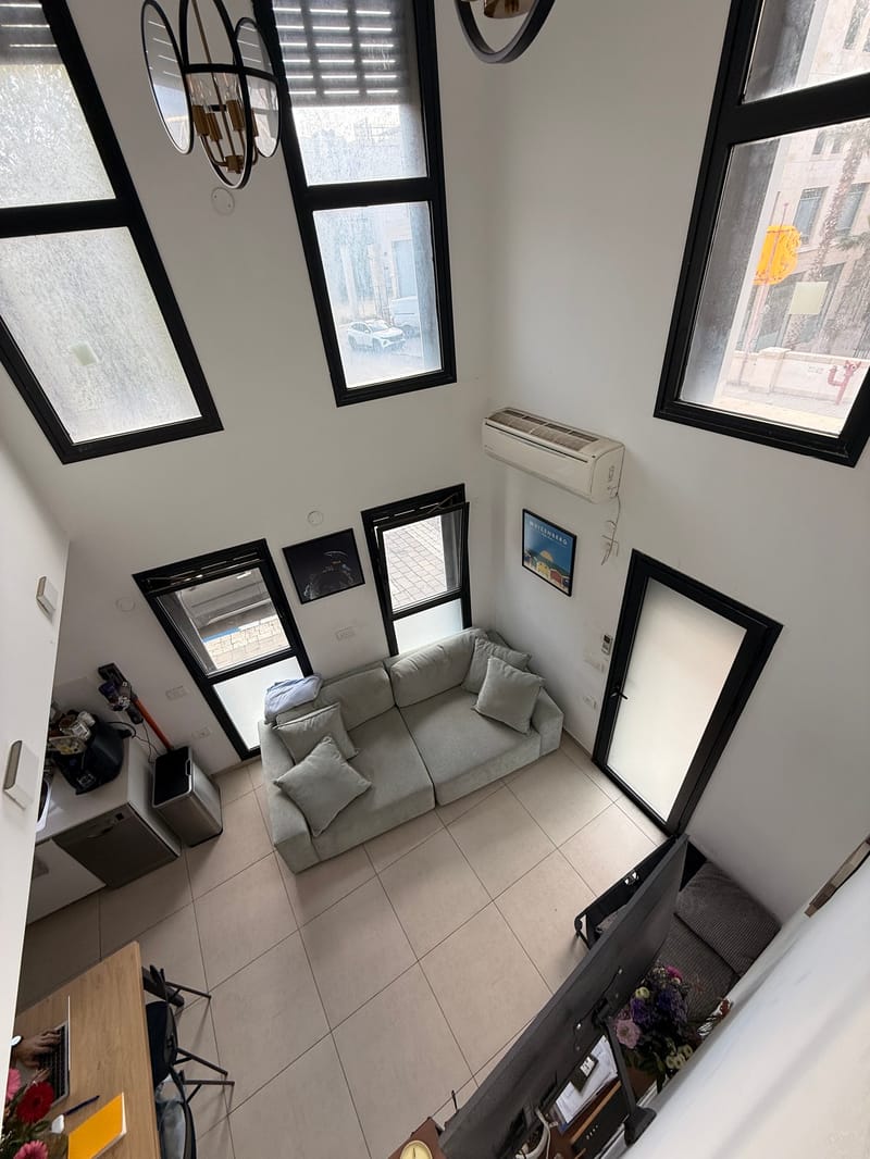 4 חדרים • 10,600 ₪ - Image 2