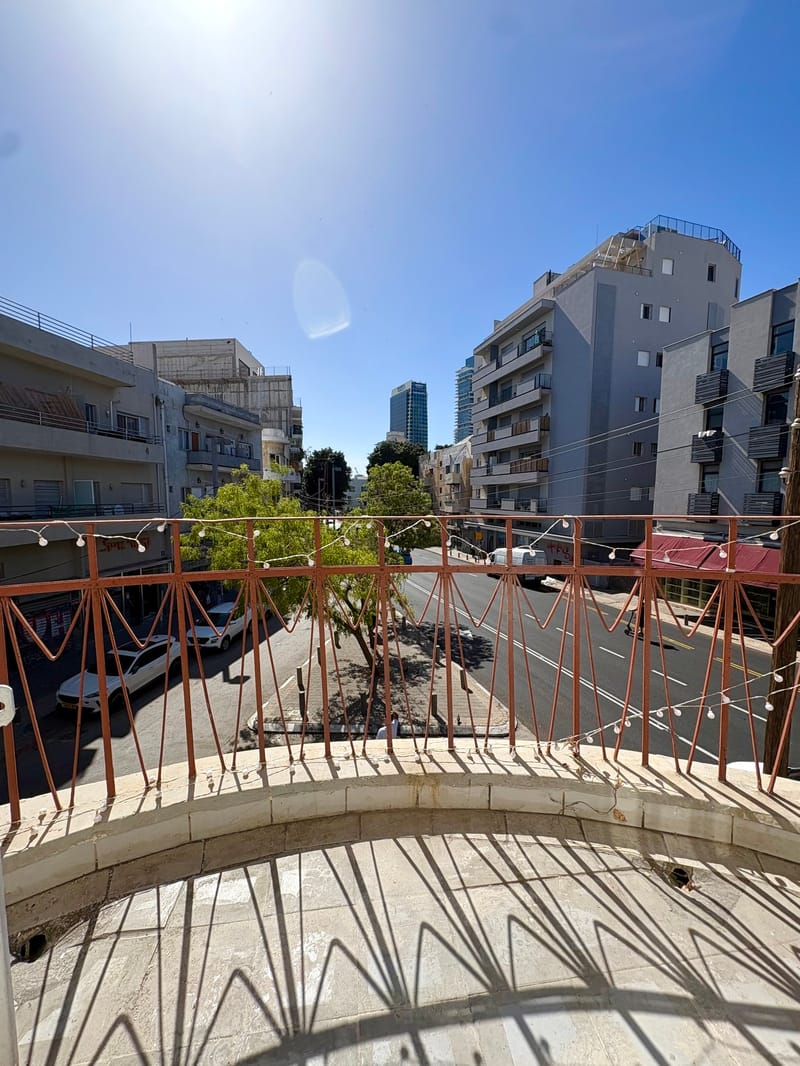 3 Rooms • ₪6,800 - Image 1