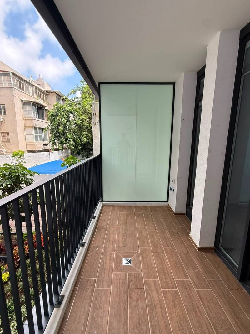 תמונה מפייסבוק – 2.5 חדרים • 10,000 ₪, פלורנטין, תל אביב (1)