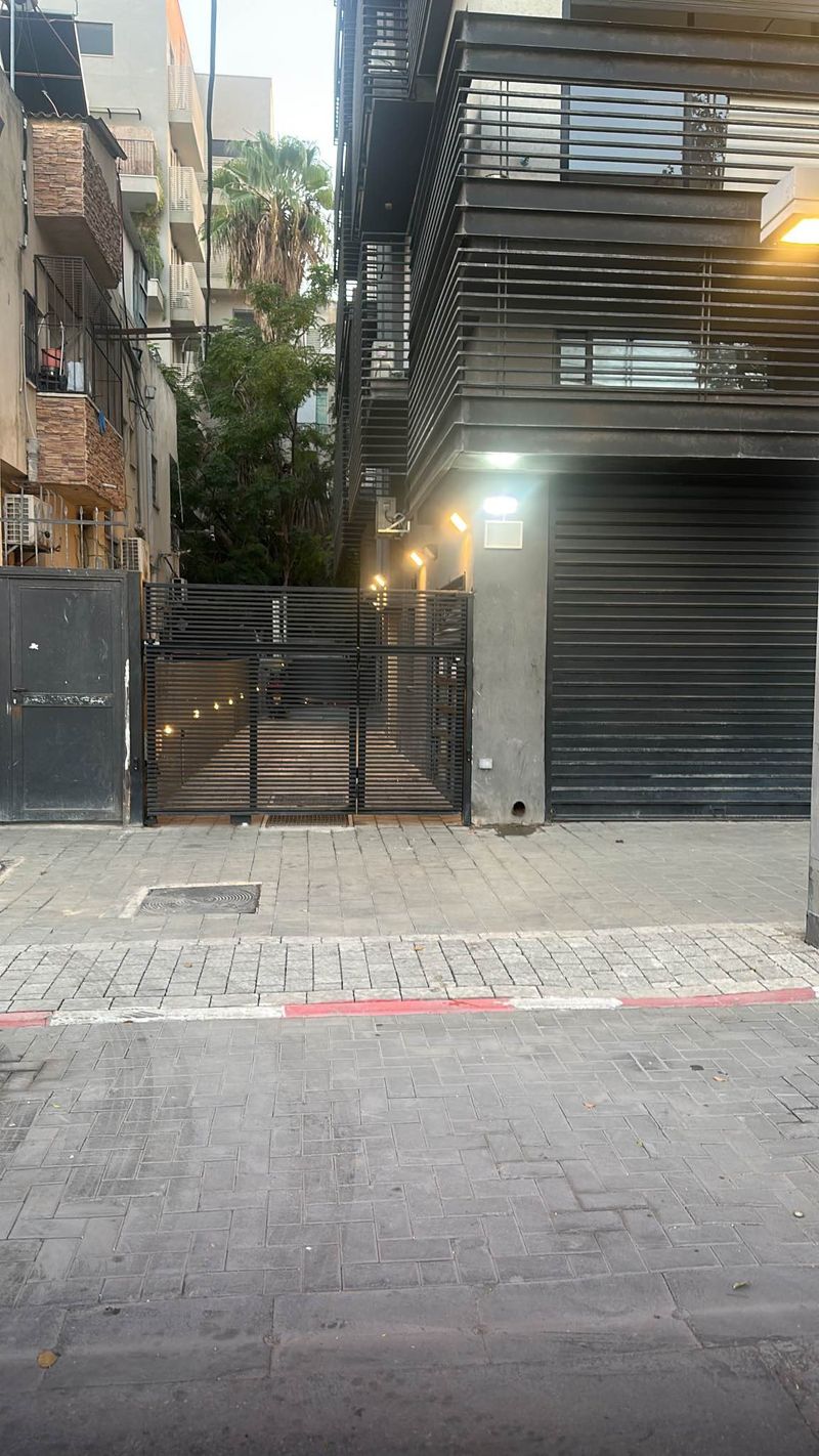 תמונה מפייסבוק – 3 חדרים • 5,800 ₪, הגר״א 10, נווה שאנן, תל אביב (1)