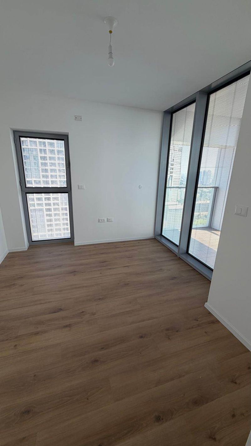 תמונה מפייסבוק – חדר בדירת שותפים • 4,100 ₪, מגדלי שרונה, גני שרונה, תל אביב (1)