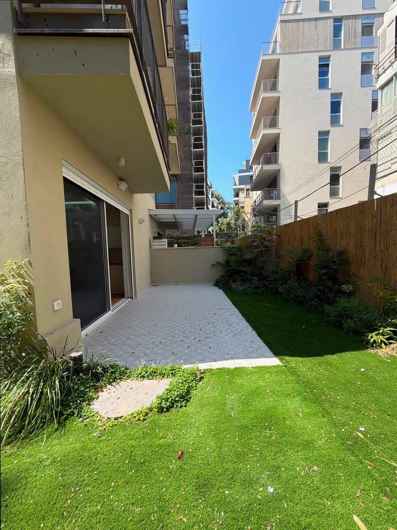 Photo from Facebook – 3 Rooms • ₪11,900, בצלאל 9, New North - Southern Part, Tel Aviv (1)
