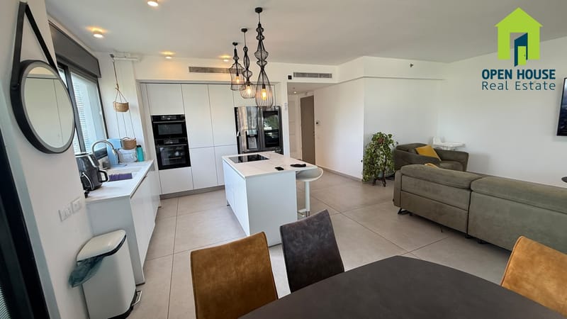 תמונה מפייסבוק – 5 חדרים • 23,000 ₪, יהושע בן נון, הצפון הישן - החלק הצפוני, תל אביב (1)