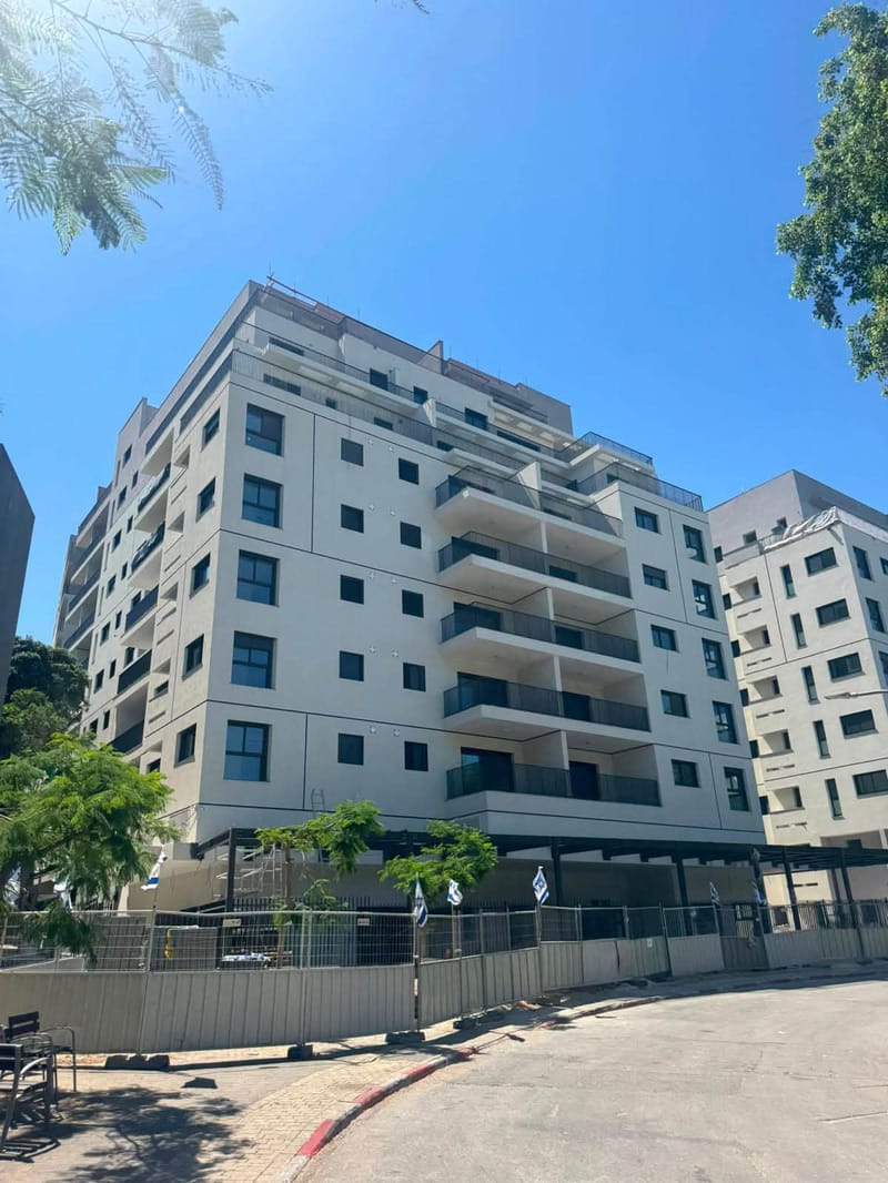 תמונה מפייסבוק – 4 חדרים • 10,500 ₪, נווה שרת, תל אביב (1)