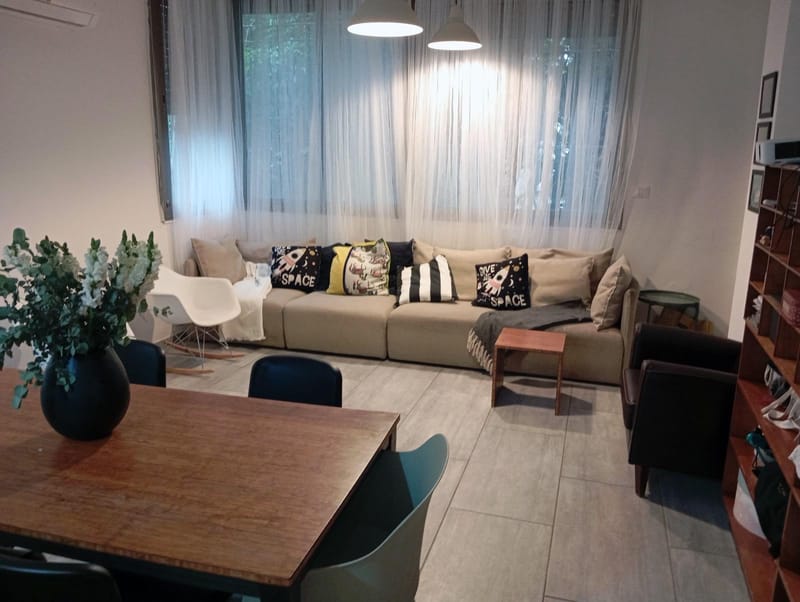 תמונה מפייסבוק – 2 חדרים עם שותפים • 4,300 ₪, עמנואל הרומי, הצפון הישן - החלק הצפוני, תל אביב (1)