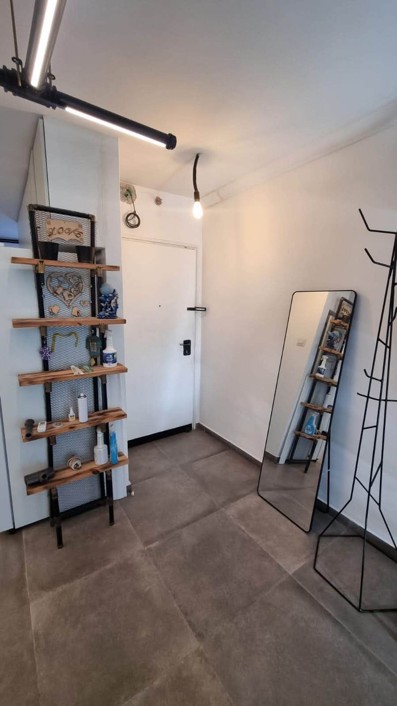 תמונה מפייסבוק – 3.5 חדרים • 6,200 ₪, מעפילי אגוז, נווה חן, תל אביב (1)