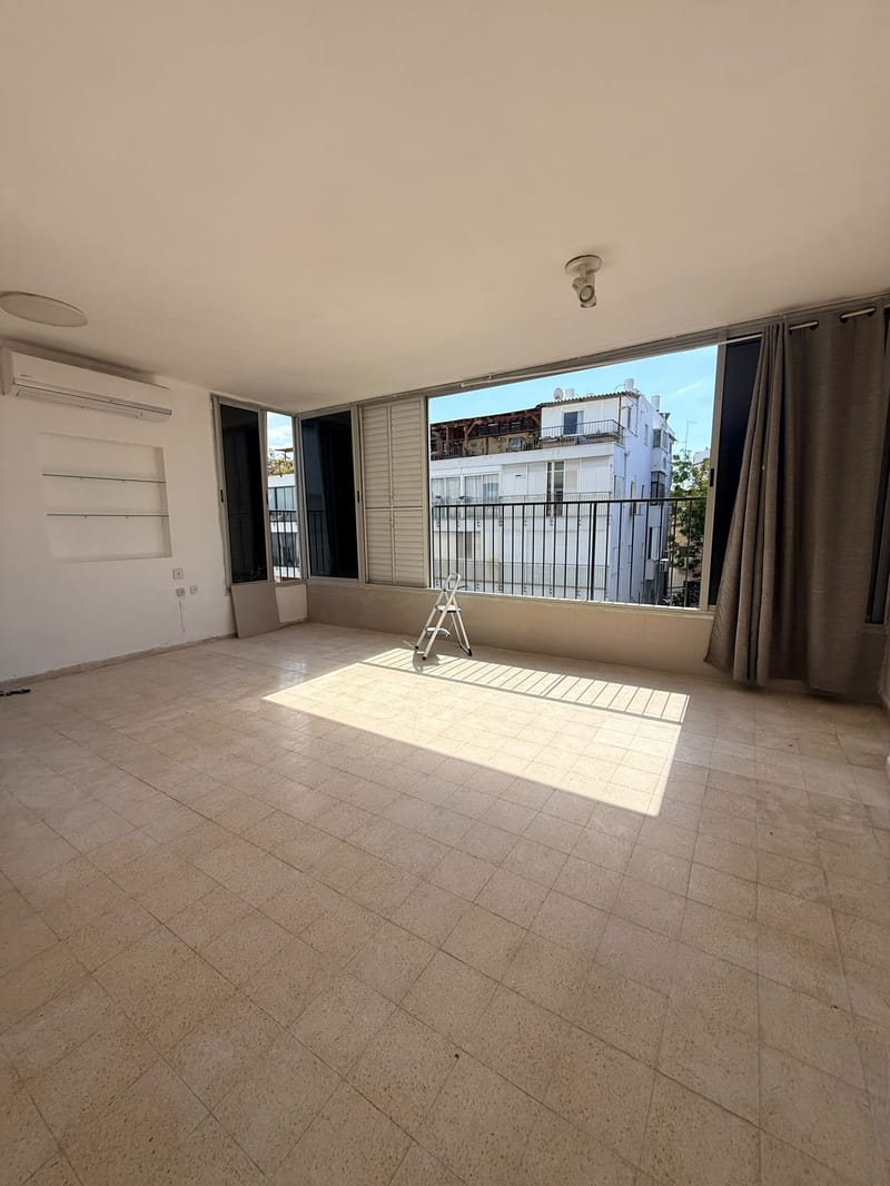 תמונה מפייסבוק – 2.5 חדרים • 7,000 ₪, הצפון הישן - החלק הדרומי, תל אביב (1)