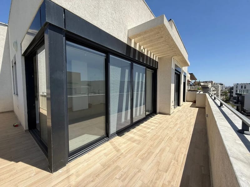 תמונה מפייסבוק – 4 חדרים • 8,000 ₪, מונטיפיורי, תל אביב (1)