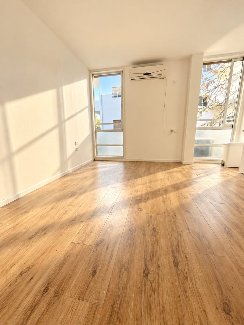 תמונה מפייסבוק – 2 חדרים • 6,100 ₪, לב תל אביב, תל אביב (1)