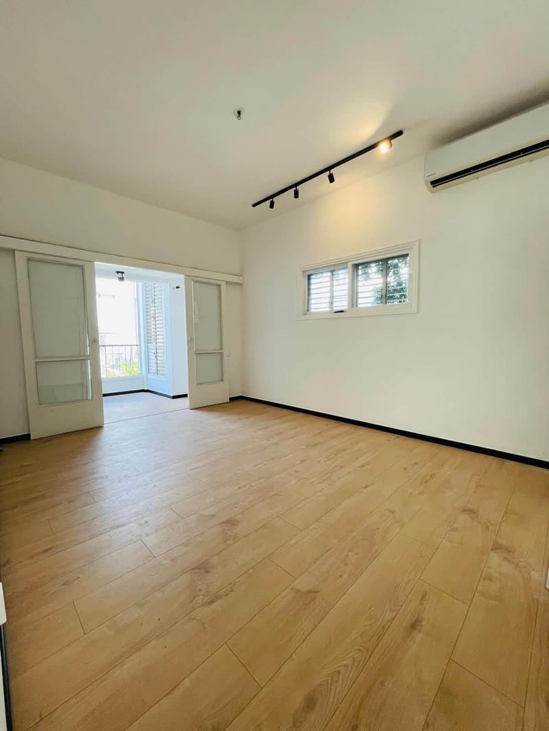 Фото с Facebook – 2 Комнаты • 5,800 ₪, רמז 44, Новый Север - Кикар Амедина, Тель-Авив (1)