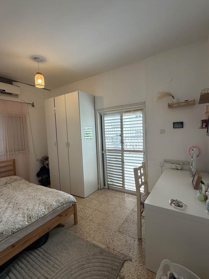 תמונה מפייסבוק – חדר בדירת שותפים • 3,200 ₪, דיזינגוף/בן גוריון, הצפון הישן - החלק הדרומי, תל אביב (1)