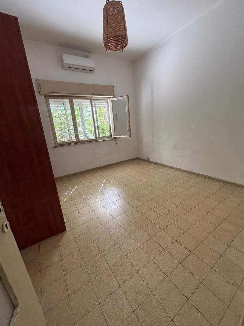 Фото с Facebook – 3 Комнаты • 8,650 ₪, פיארברג 1, Лев Тель-Авив, Тель-Авив (1)