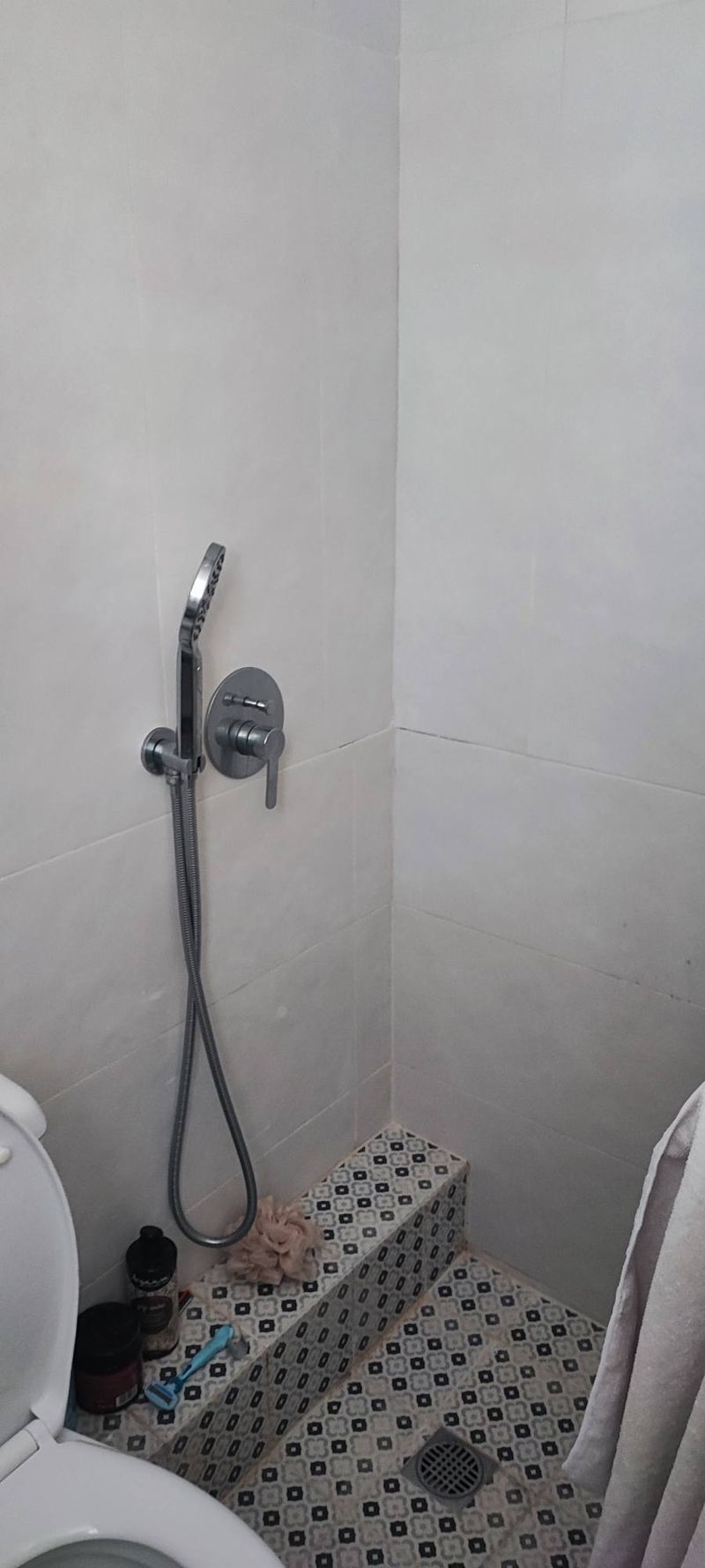 תמונה מפייסבוק – 3 חדרים • 7,500 ₪, עג'מי וגבעת עלייה, תל אביב (1)