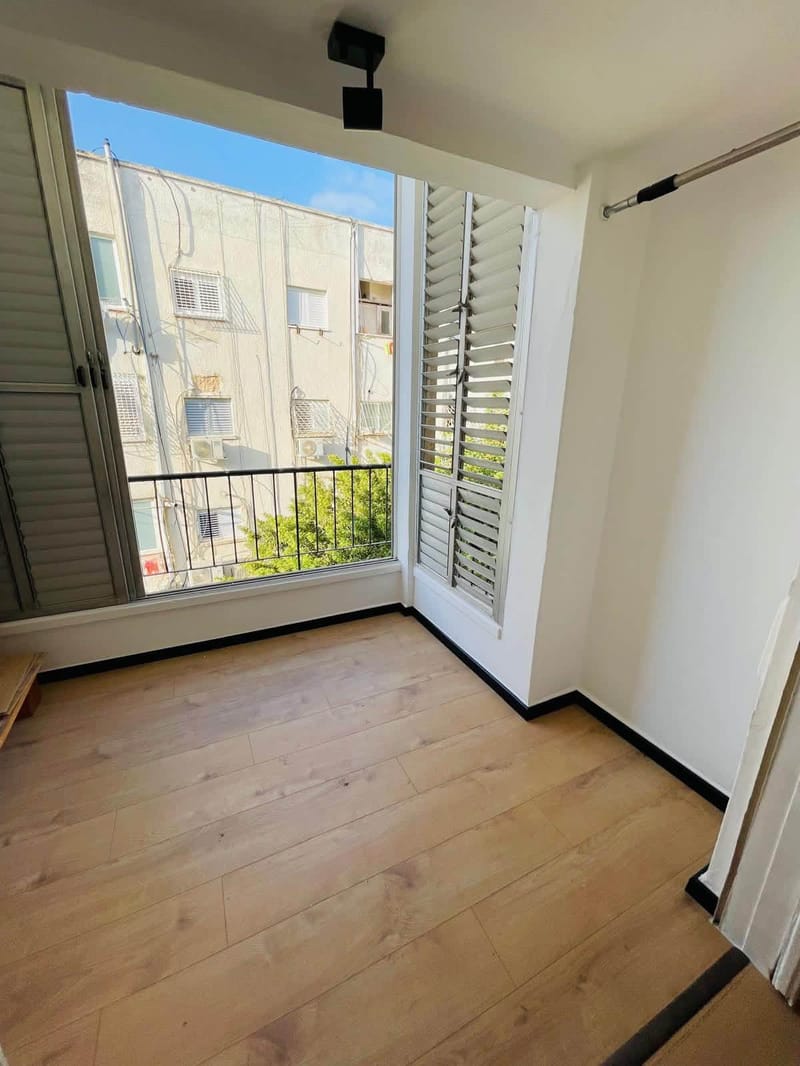 תמונה מפייסבוק – 2 חדרים • 5,800 ₪, רמז 44, הצפון החדש - סביבת כיכר המדינה, תל אביב (1)