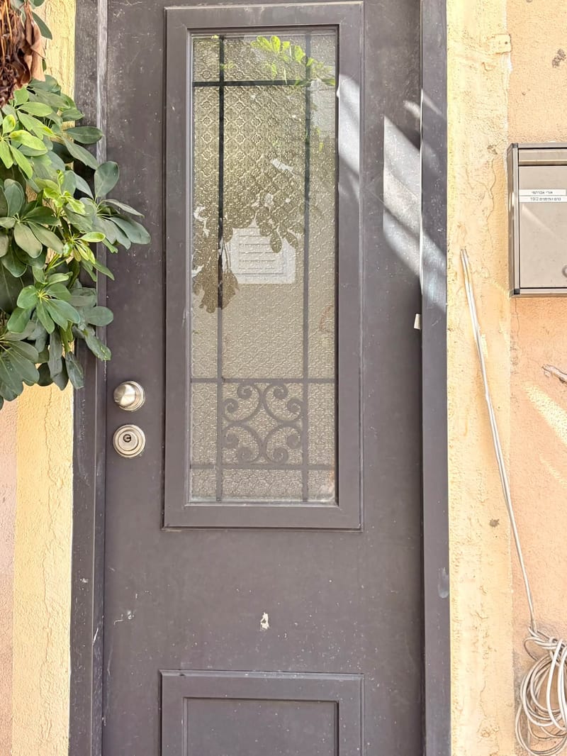 תמונה מפייסבוק – סטודיו • 5,800 ₪, כרם התימנים, תל אביב (1)