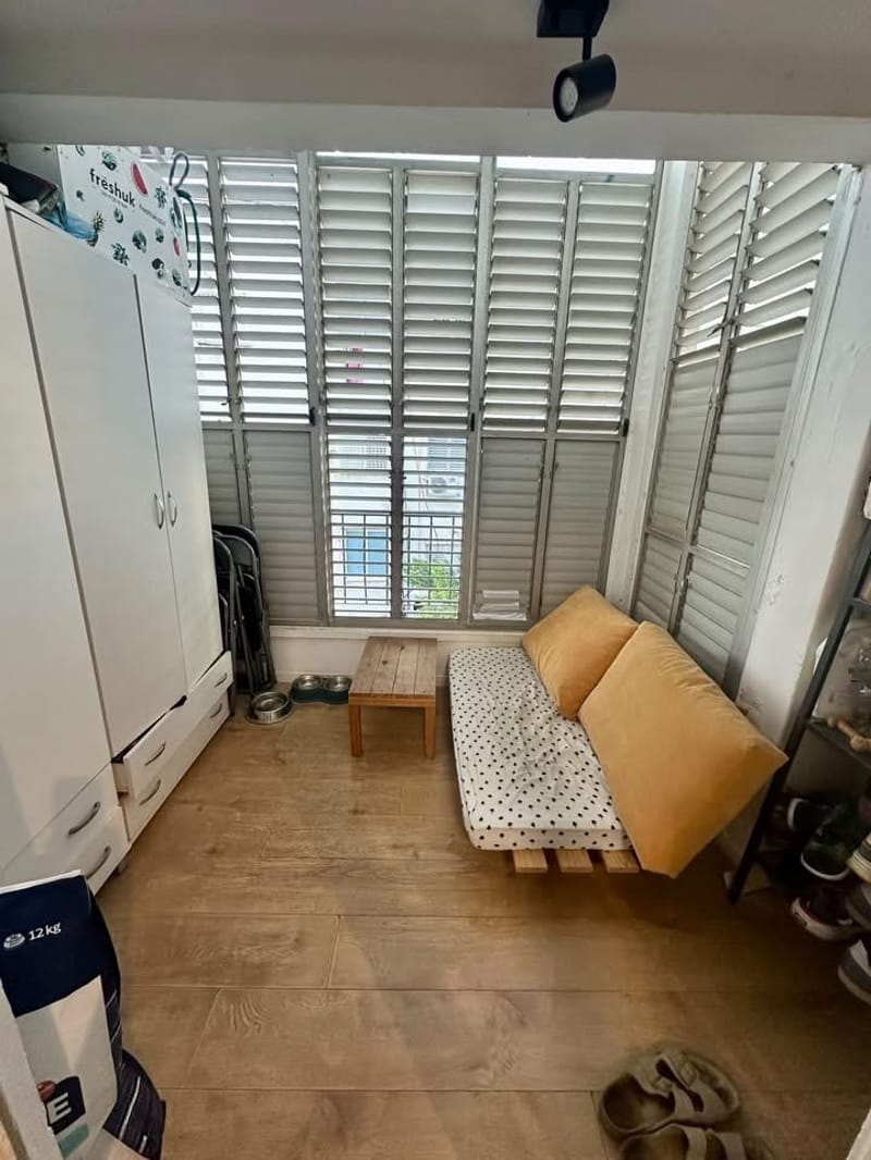 Photo from Facebook – 2 Rooms • ₪5,500, רמז/פרופ׳ שור, New North - Kikar HaMedina, Tel Aviv (1)