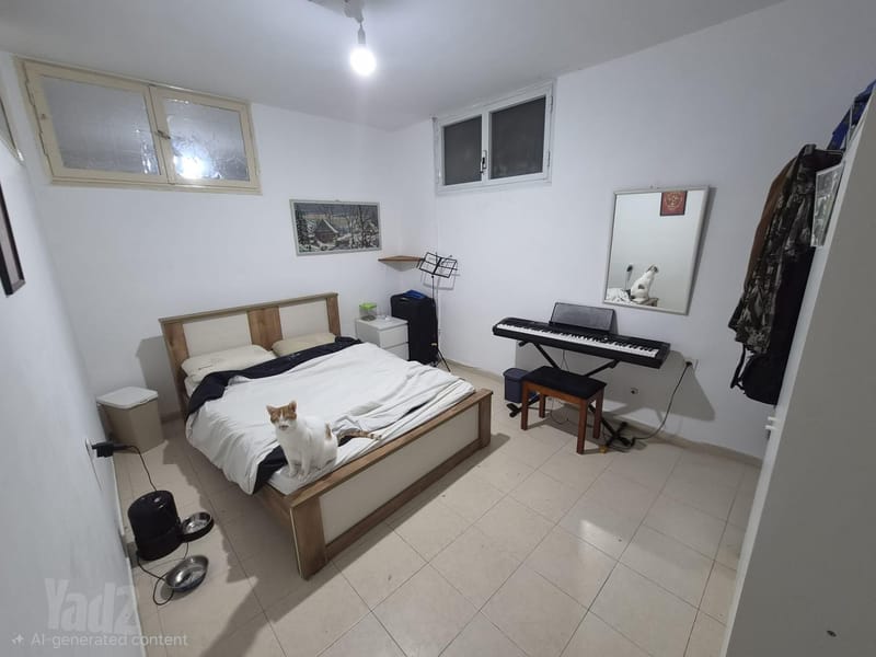 Photo from Yad2 – 3 Rooms • ₪4,450, ח.ד. שחר 5, Beit HaKerem, Jerusalem (1)