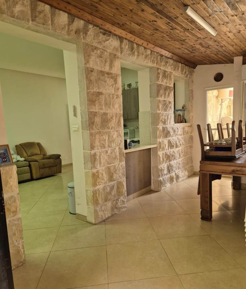 תמונה מפייסבוק – 3.5 חדרים • 8,500 ₪, נחלאות, שערי חסד, ירושלים (1)