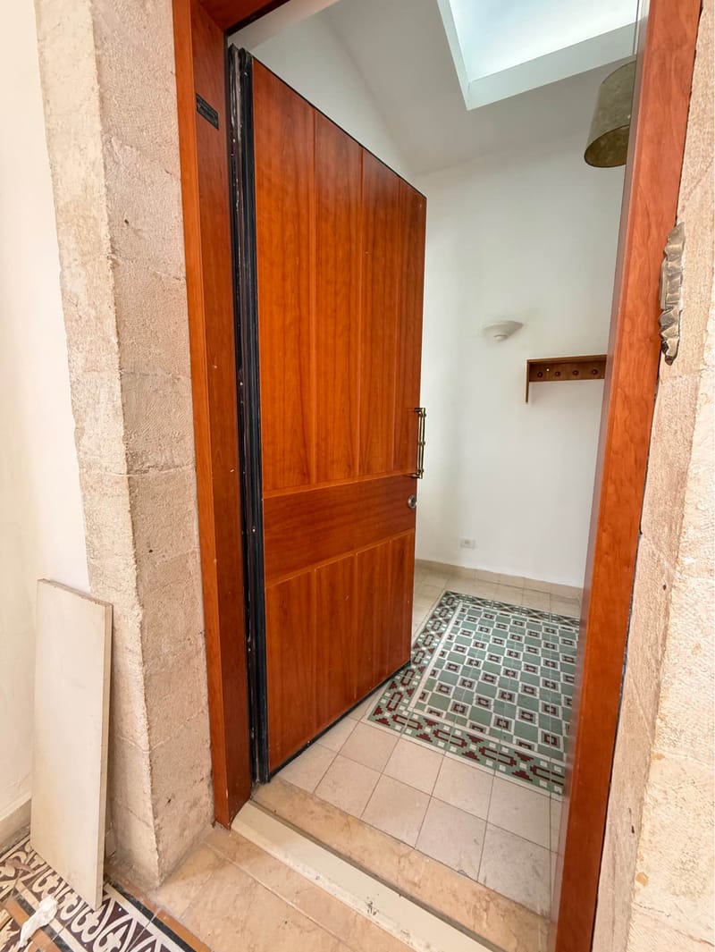 תמונה מפייסבוק – מספר החדרים לא צוין • 16,000 ₪, עמק רפאים (המושבה הגרמנית), ירושלים (1)