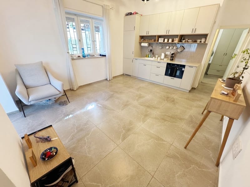 תמונה מפייסבוק – 2.5 חדרים • 6,200 ₪, בקעה, ירושלים (1)