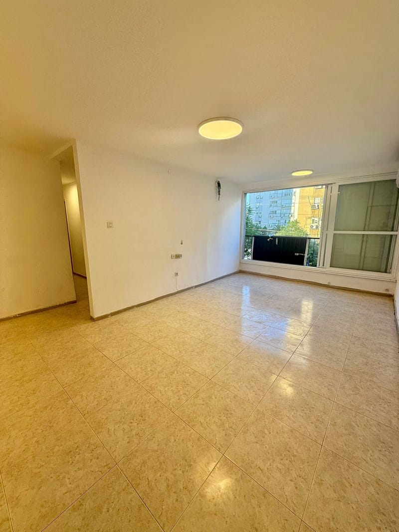 3.5 Комнаты • 5,800 ₪ - Image 1