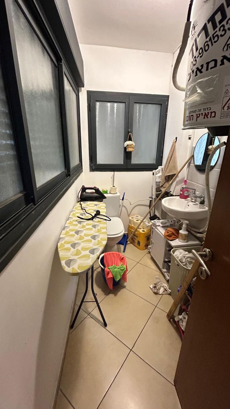 2.5 Rooms with roommates • ₪3,500 - Image 5