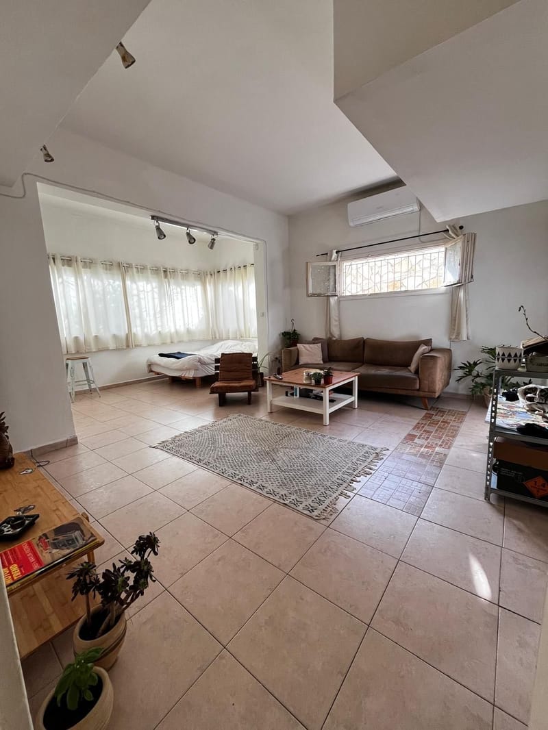 חדר בדירת שותפים • 3,300 ₪ - Image 3