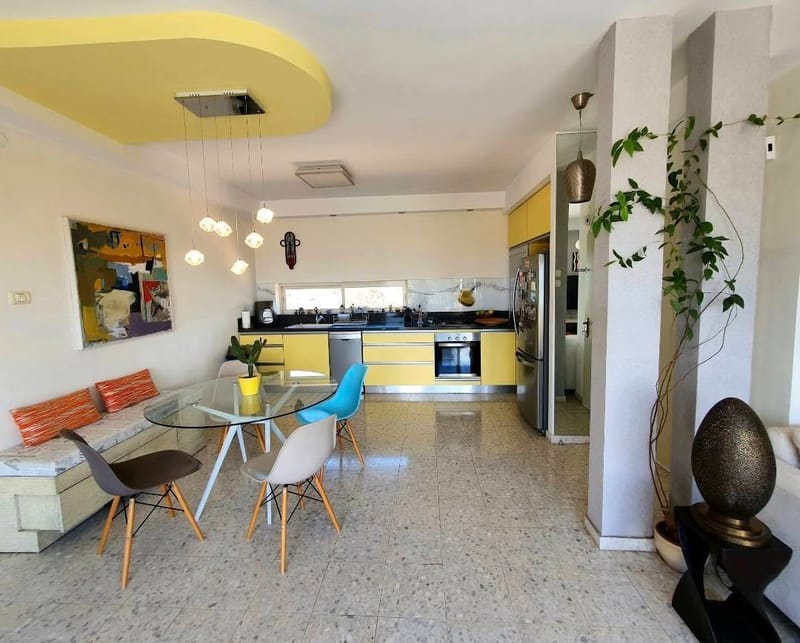 תמונה מפייסבוק – 4 חדרים • 6,500 ₪, רמת גולדה, חיפה (1)